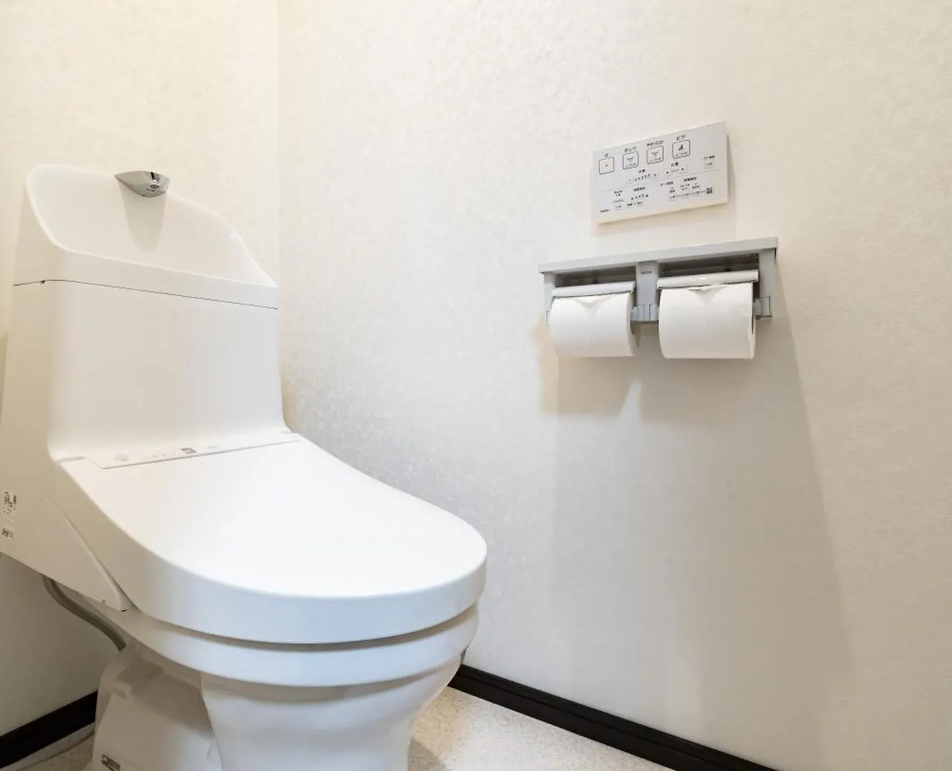 84-4, Shiomi 202, Entire Room For Rent Tokyo